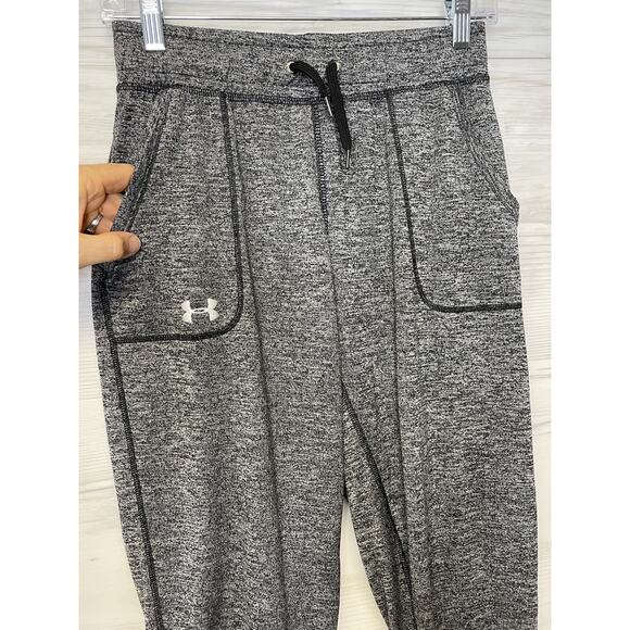 Under Armour Pants Womens XS Gray HeatGear Loose Fit Capri Sweatpants - Picture 4 of 15